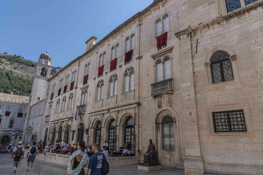 Croacia - Dubrovnik 031 - Ayuntamiento.jpg
